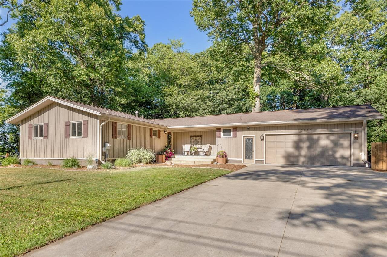 15178 154th Avenue, Grand Haven, MI 49417