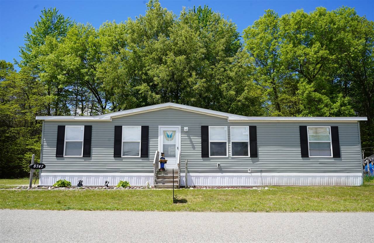 8747 Muirfield Drive, West Olive, MI 49460