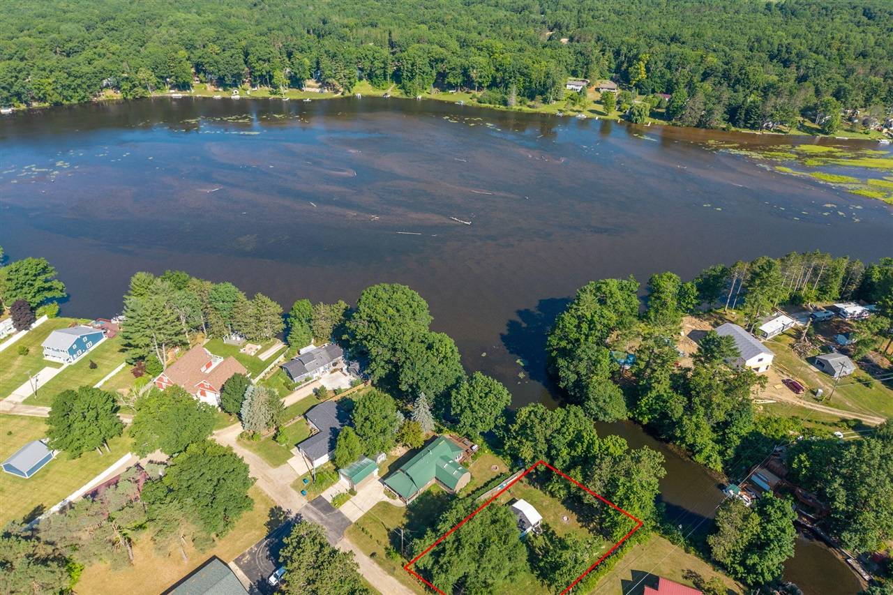 Stanwood, MI 49346-8716,11225 Birchpark Drive