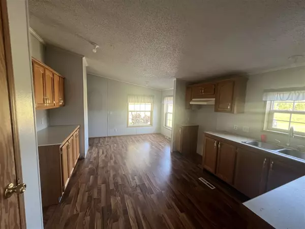 White Cloud, MI 49349-9244,3435 N Pine Avenue