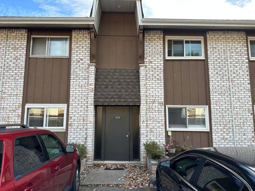 7605 Woodview Street, Westland, MI 48185-5946