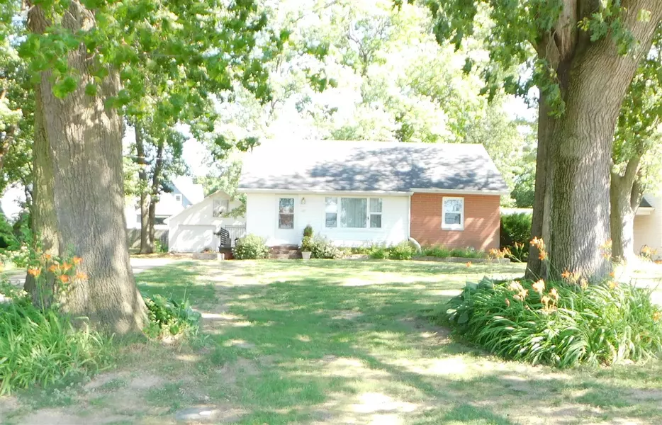 109 Cedar Street, Decatur, MI 49045-8856