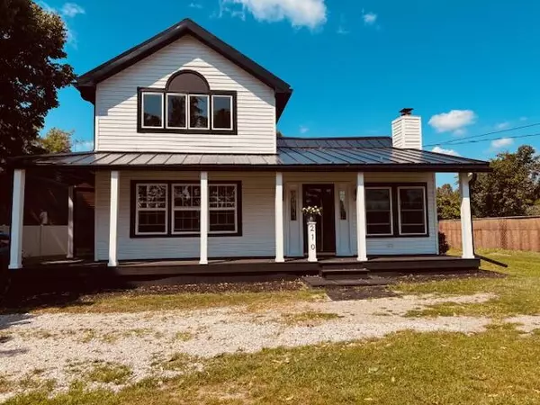 210 W Grove Avenue, Michigan Center, MI 49254-1518