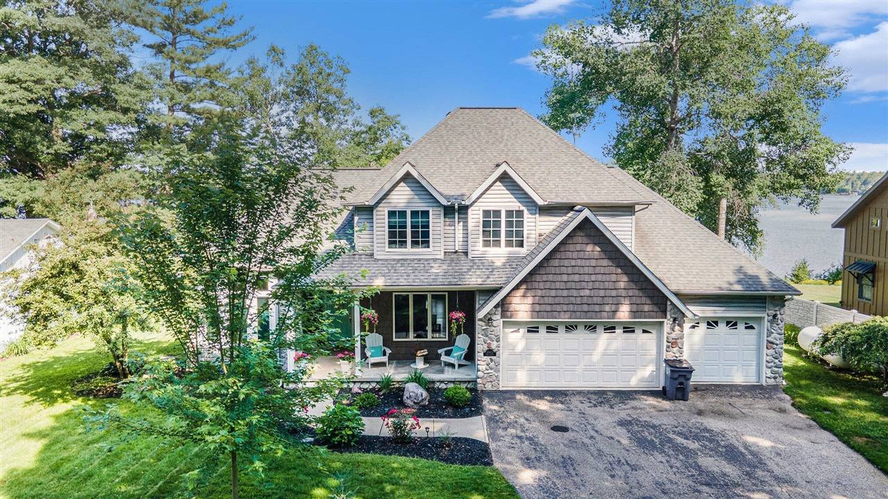 10425 Miller Dale Drive, Stanwood, MI 49346-8905