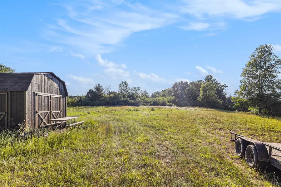 3289 N Felch Avenue, White Cloud, MI 49349-8752