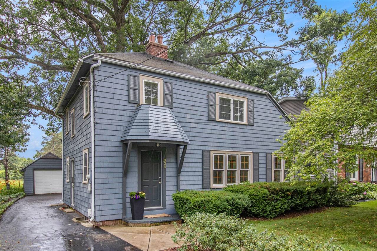 838 Lakeway Avenue, Kalamazoo, MI 49001