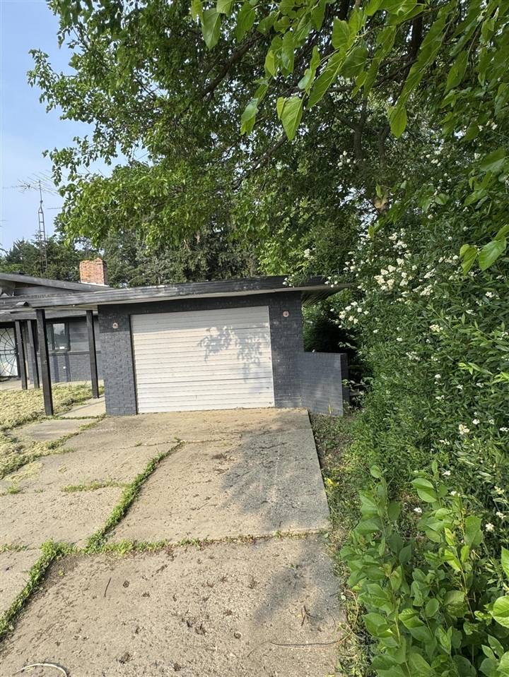 Flint, MI 48503,1718 Chelsea Circle