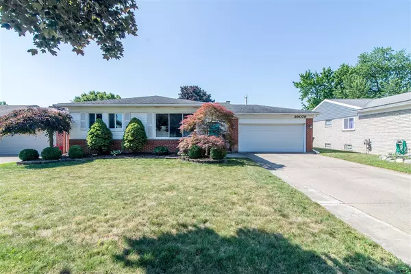 39079 Ross Street, Livonia, MI 48154-4795