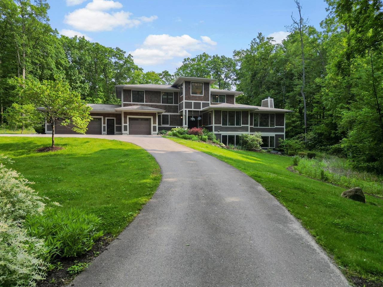 Ann Arbor, MI 48103-4246,3867 Hawk Crest Road