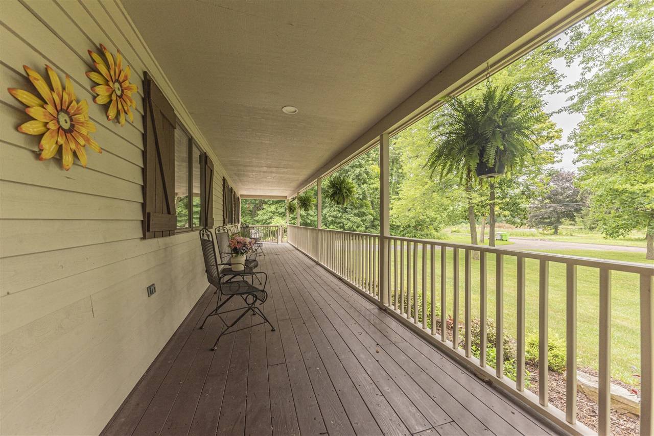 New Hudson, MI 48165-9762,26899 S Hill