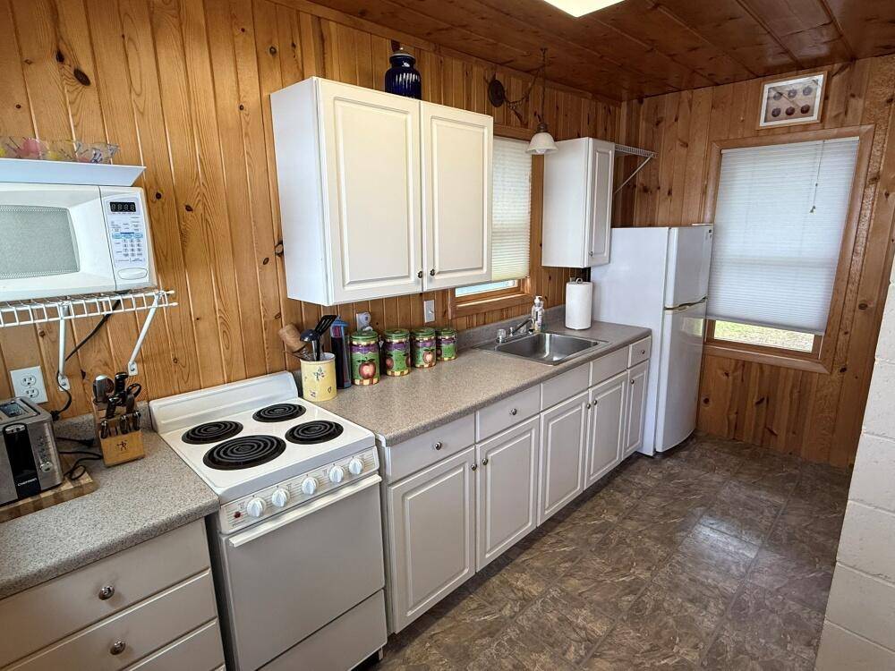 Mecosta, MI 49332,14450 Park Drive