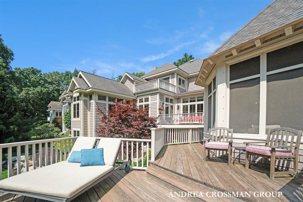 Holland, MI 49424,41 Bay Meadows Drive