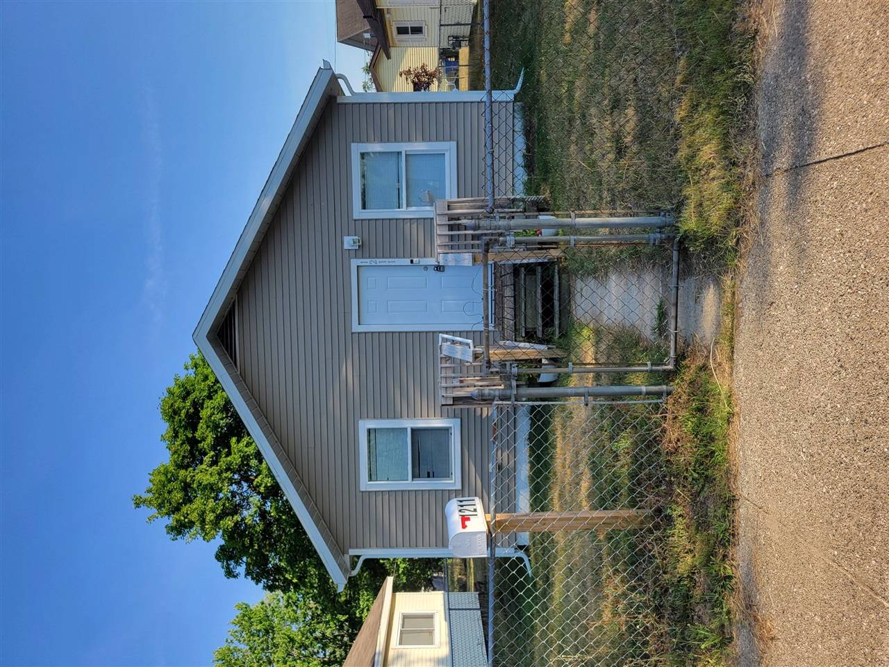 1211 Howard Avenue, Muskegon, MI 49442-5241