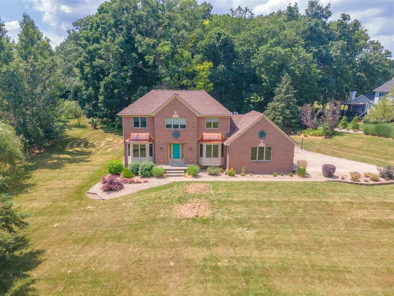 Saline, MI 48176-9524,7184 Steeplechase Drive