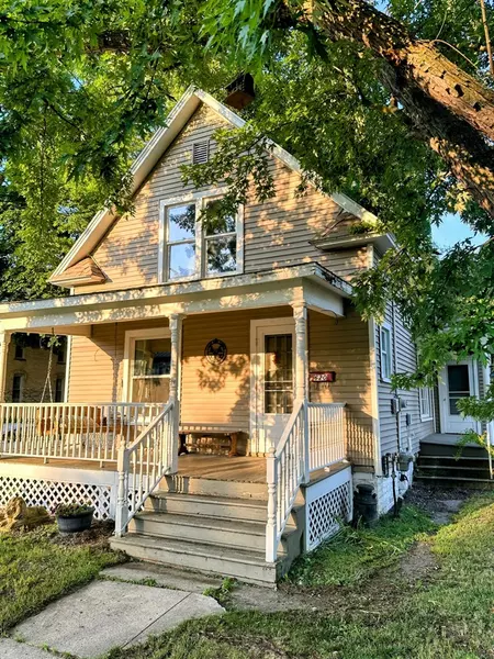 620 N Jefferson Street, Ionia, MI 48846-1231