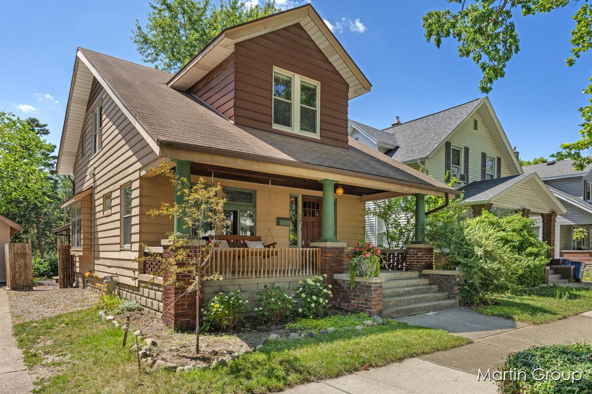 Grand Rapids, MI 49504-4319,927 Pine Avenue