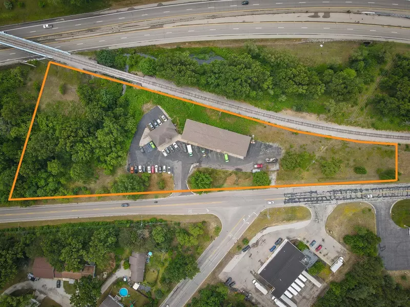 4075 Airline Road, Norton Shores, MI 49444-4277