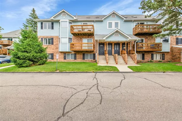 221 Pinewood Circle, Plymouth, MI 48170-1888