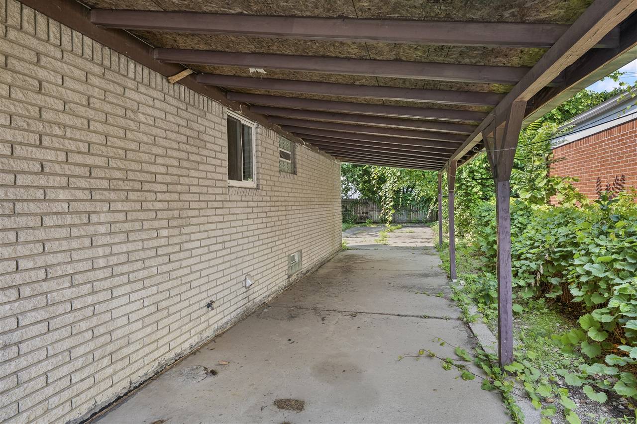 Warren, MI 48089-4002,11107 Toepfer Road