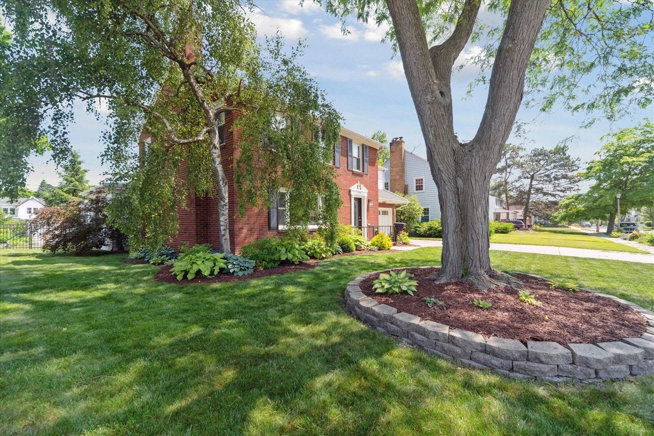 Lansing, MI 48910,1724 Blair Street
