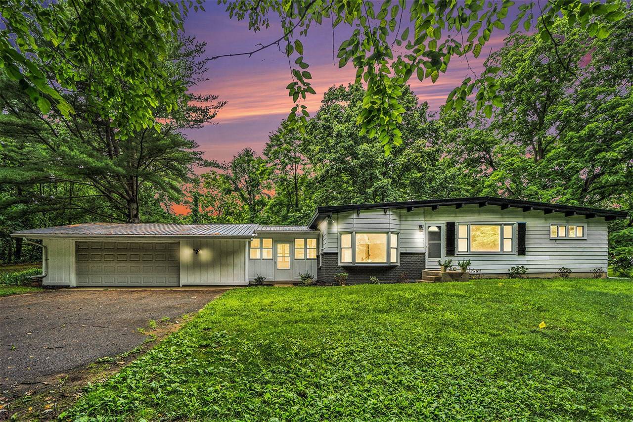 7350 N 46th Street, Augusta, MI 49012-9629