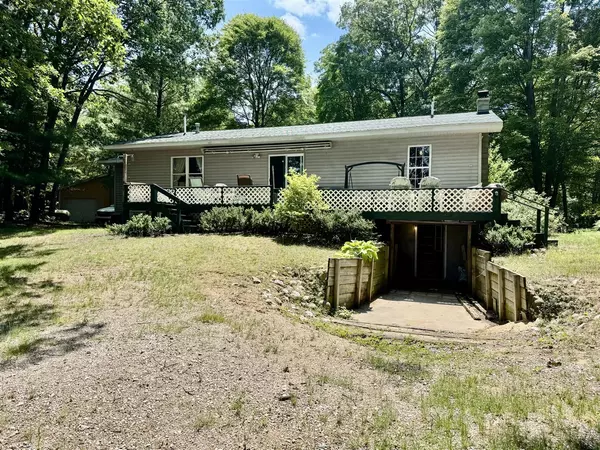 Wellston, MI 49689,17924 Round Lake Road