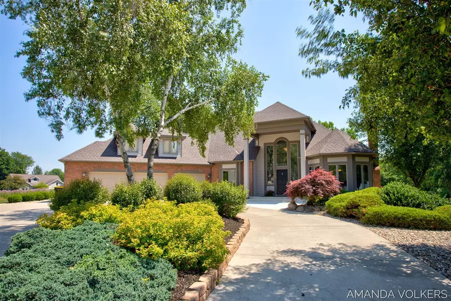 8608 Woodruff Drive, Byron Center, MI 49315