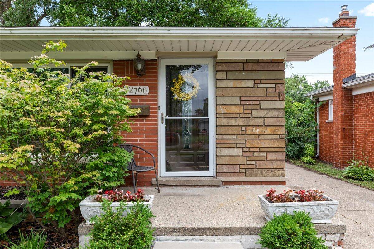 Oak Park, MI 48237,12760 Sterling Court