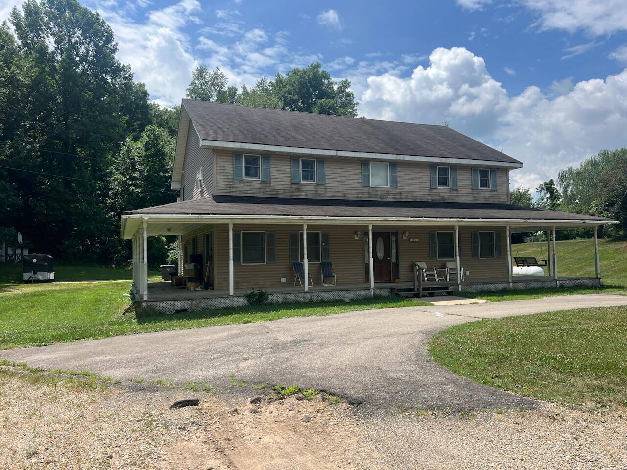 Buchanan, MI 49107-9233,1862 E Elm Valley Road