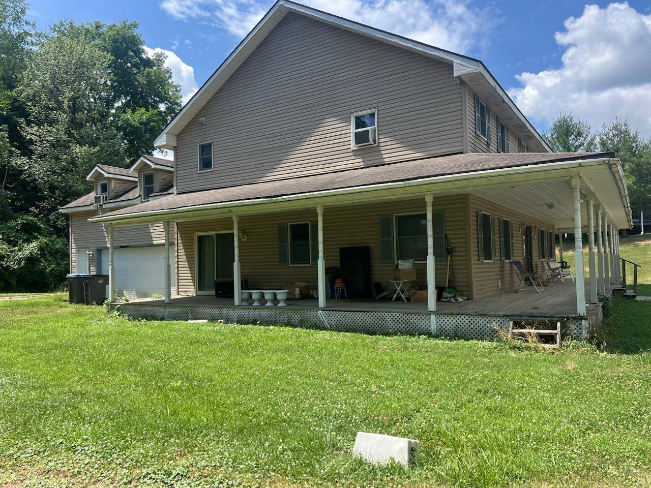 Buchanan, MI 49107-9233,1862 E Elm Valley Road