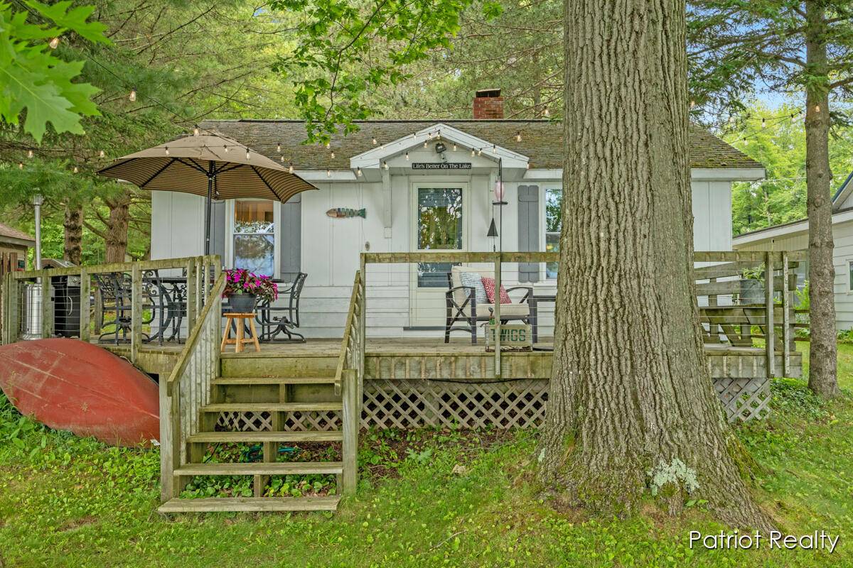 White Cloud, MI 49349-9066,1132 S Woodland Drive