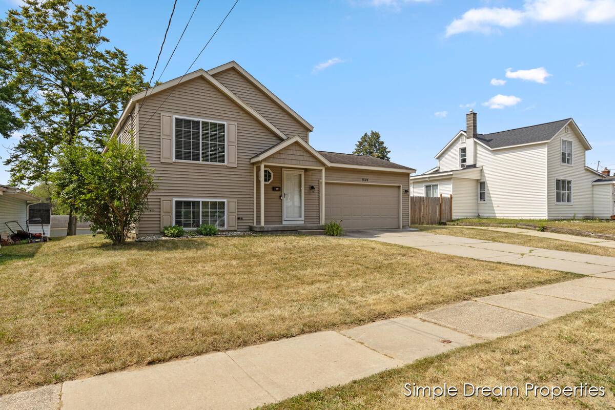 Grand Rapids, MI 49503,1026 Coldbrook Street