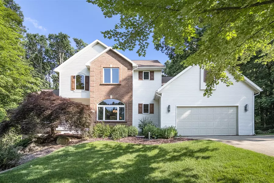 7751 Austinridge Drive, Caledonia, MI 49316