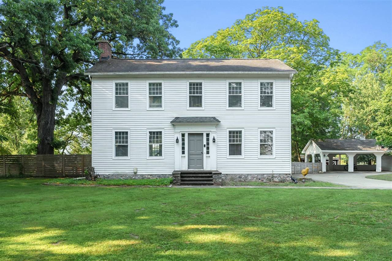 1020 Miller Road, Plainwell, MI 49080-1023