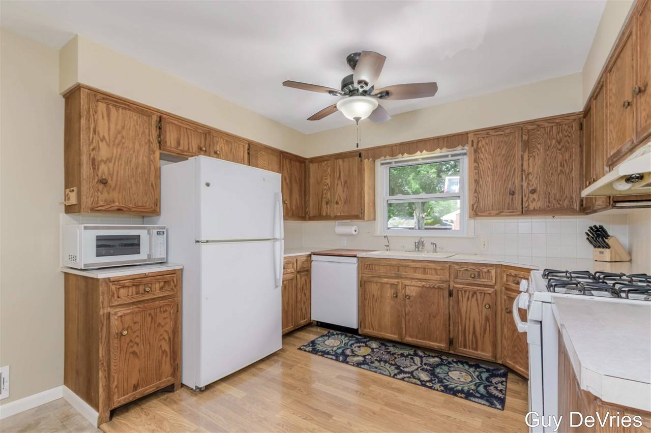 Kentwood, MI 49508,1448 Meadowlane Drive