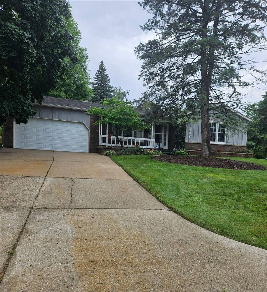 4810 Grandview Drive, Ypsilanti, MI 48197-3771