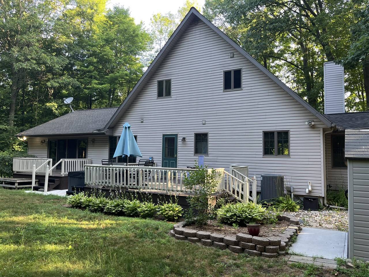 Allegan, MI 49010-9219,3702 Dumont Road