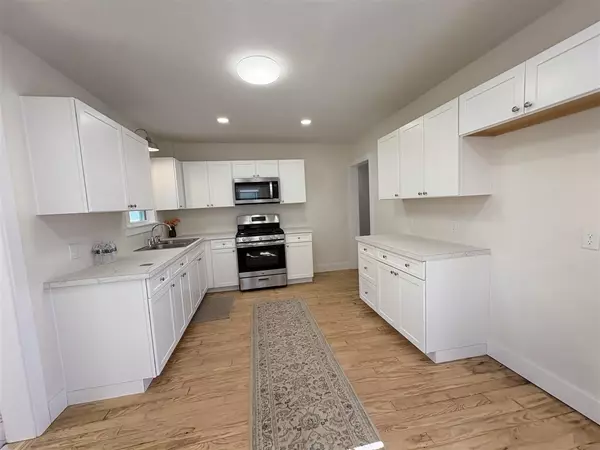 Muskegon, MI 49442,849 Allen Avenue