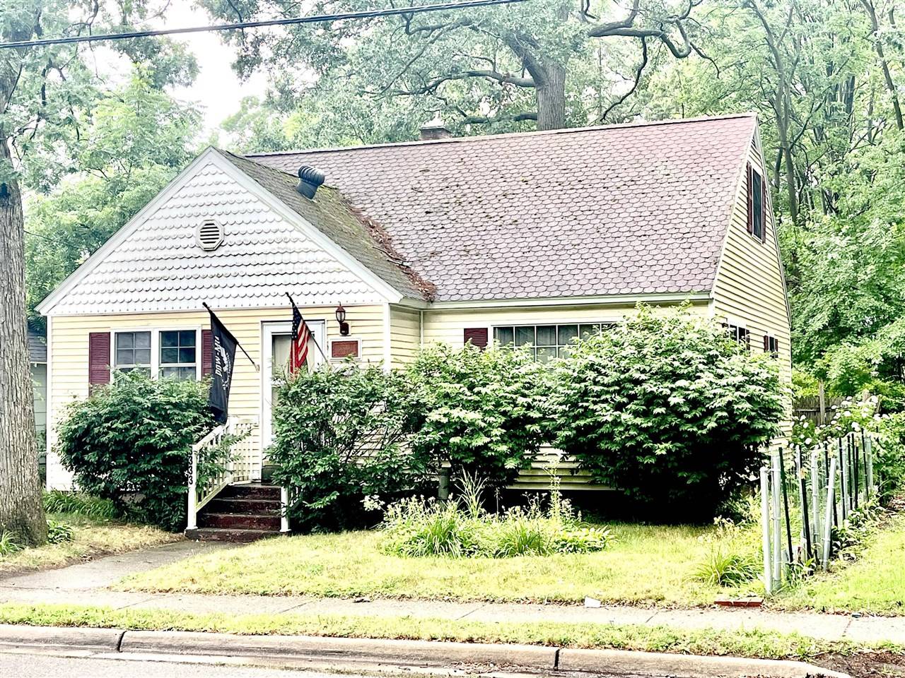 3333 5th Street, Muskegon, MI 49444-2911