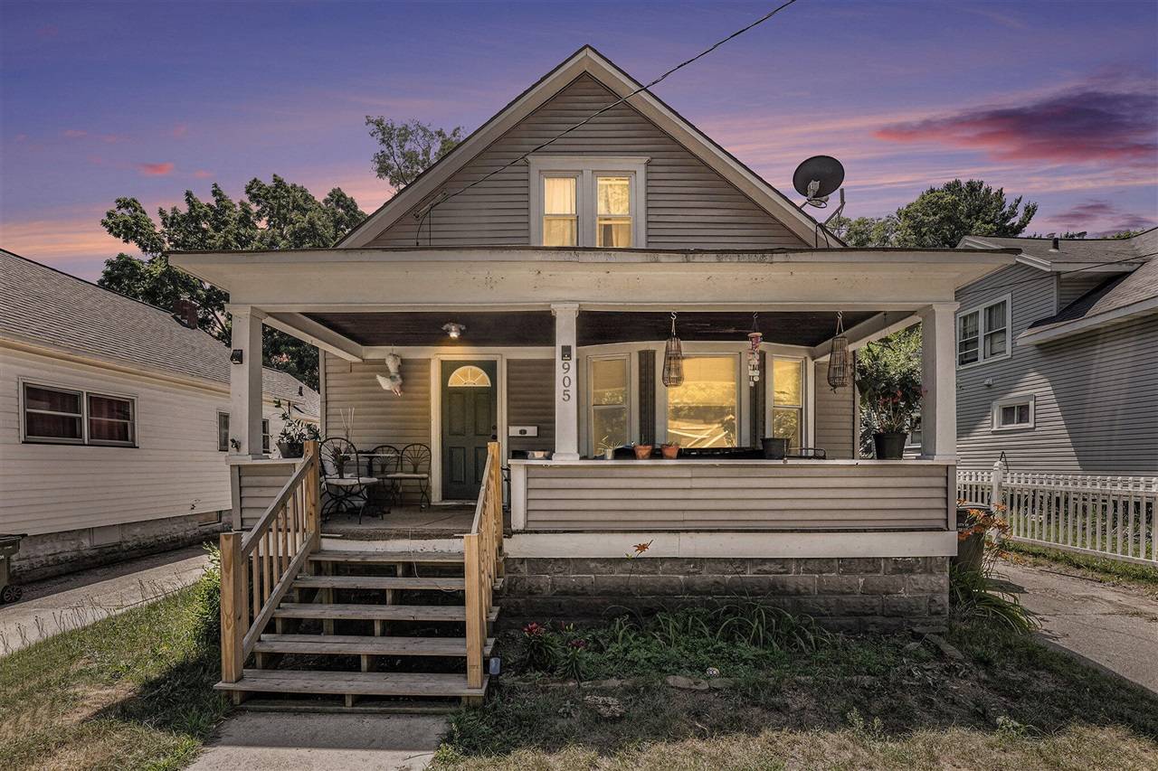 905 W Forest Avenue, Muskegon, MI 49441