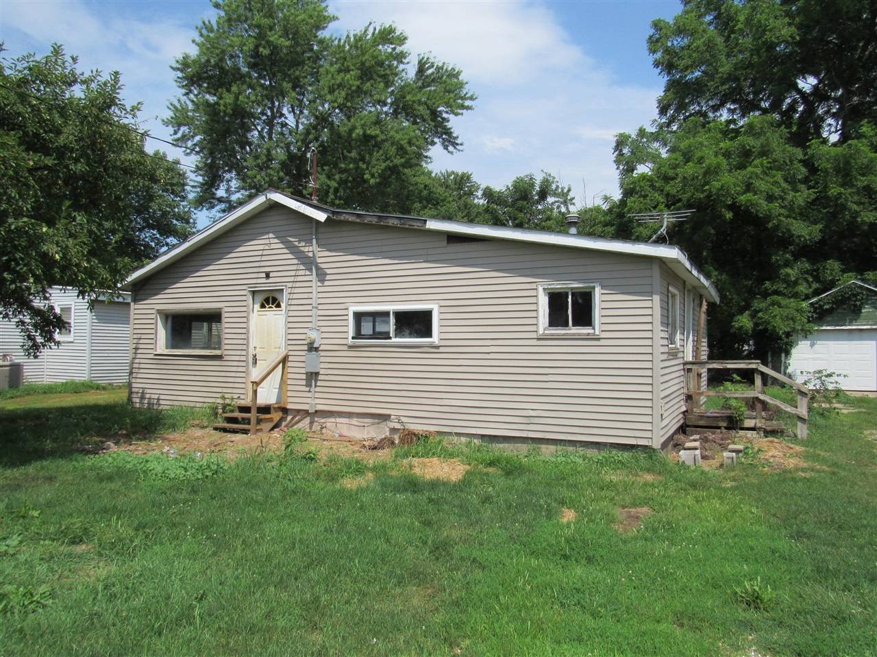 809 Washington Street, Nashville, MI 49073