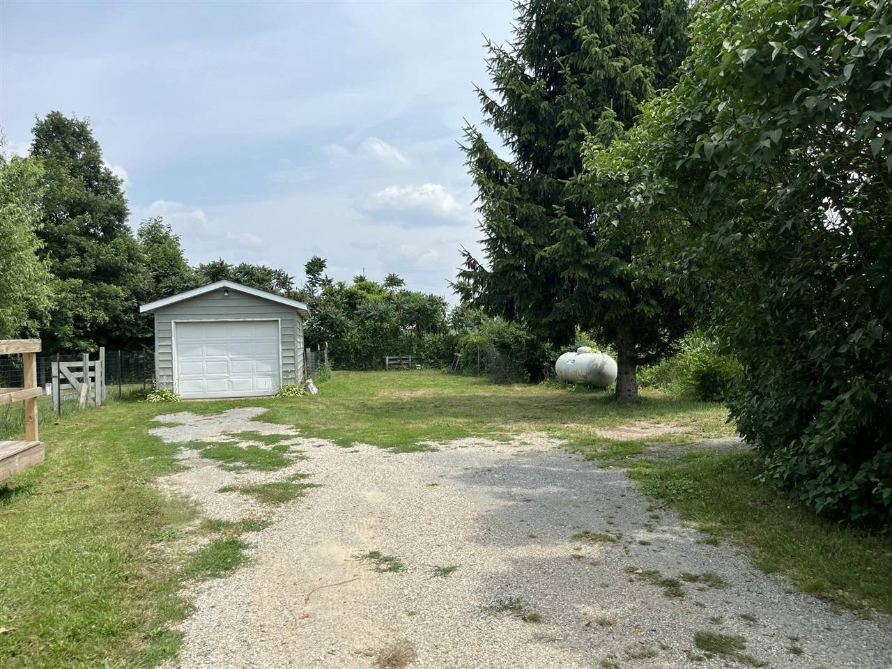 Newaygo, MI 49337-9733,6612 S Ferris Avenue