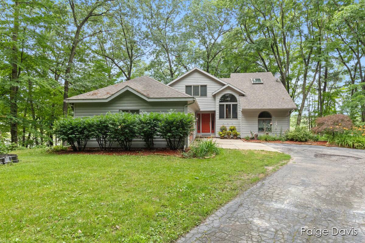9101 Parmeter Avenue, Rockford, MI 49341
