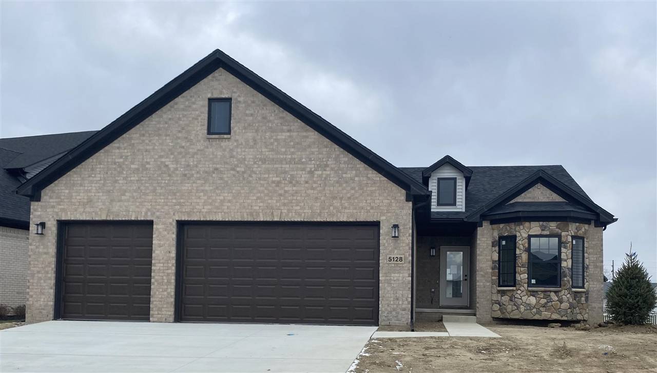 289 White Owl Lane Drive, Dundee, MI 48131-1399