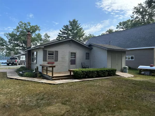 Baldwin, MI 49304,8376 W Pine Grove Beach Drive
