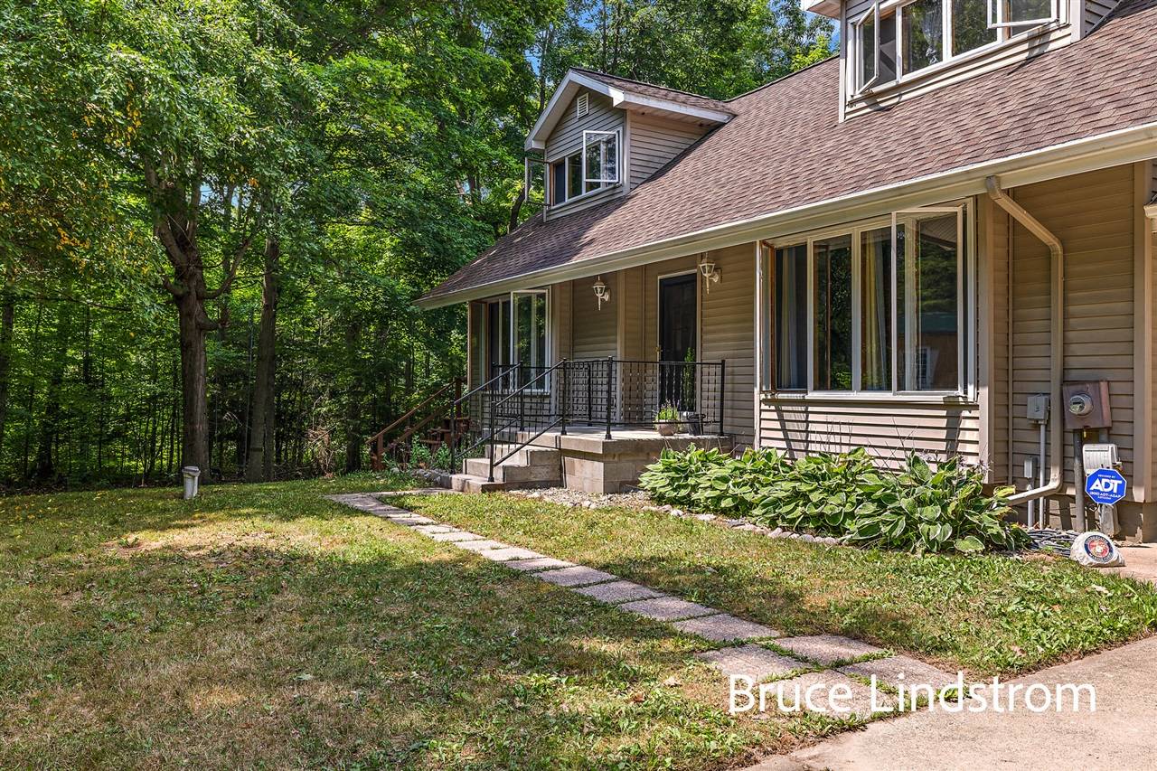 15520 157th Avenue, Big Rapids, MI 49307