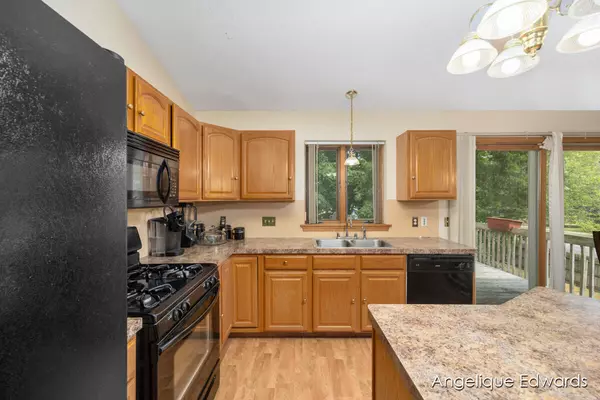 Grand Rapids, MI 49508-8929,1563 Amberly Drive
