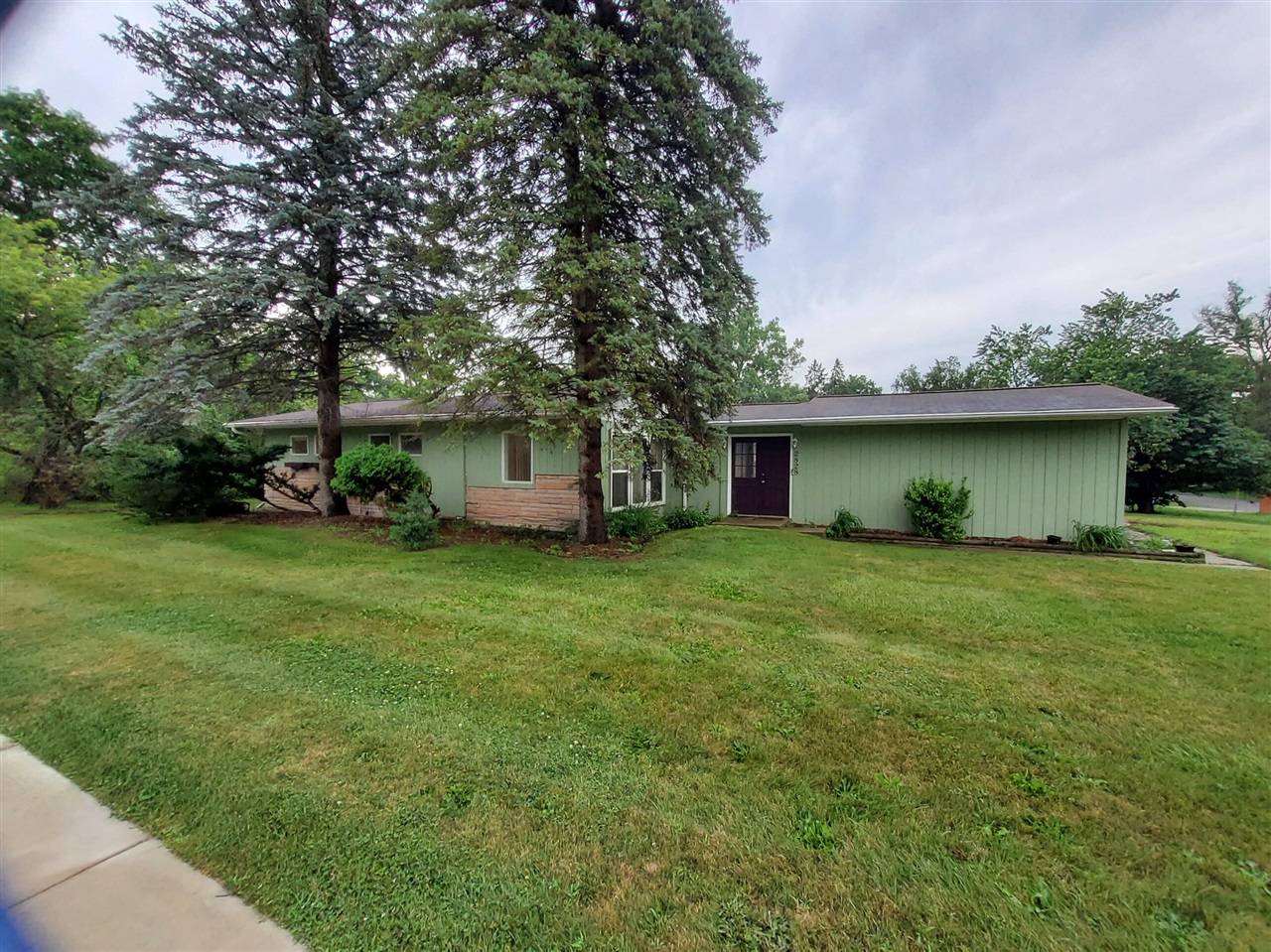 2828 Packard Street, Ann Arbor, MI 48108-1895