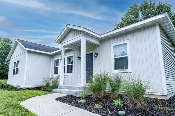 Mears, MI 49436-9300,7920 W Juniper Beach Road