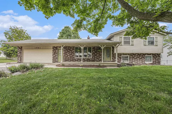 1991 Pine Grove Drive, Jenison, MI 49428